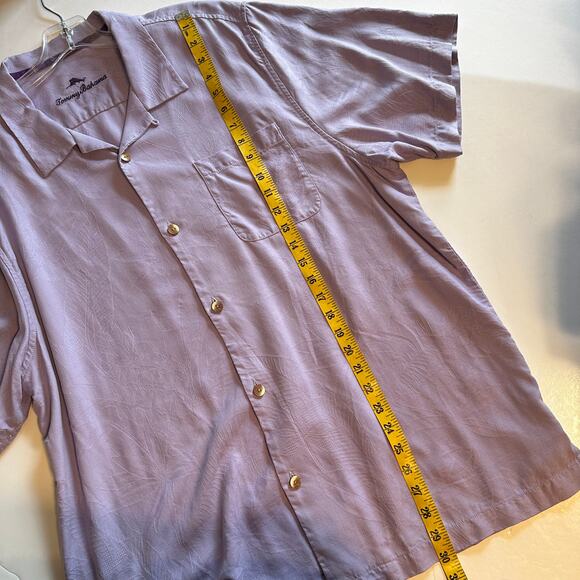 Tommy Bahama Lavender Silk Camp Shirt Mens XL Subtle Tropical Print Button Front - Picture 9 of 9